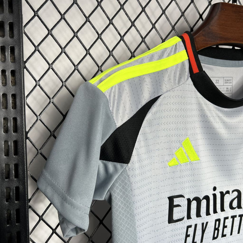 Conjunto Infantil Benfica 2024/25 - Third