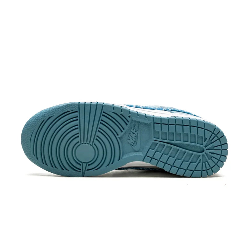 NIKE DUNK LOW BLUE PAISLEY