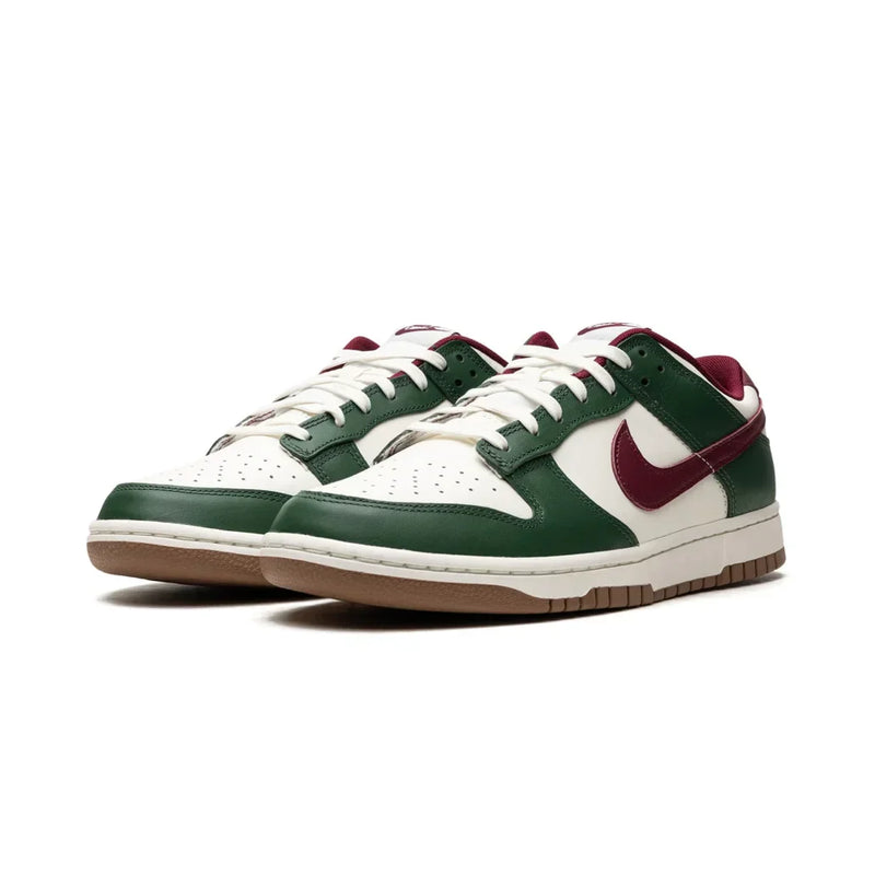 NIKE DUNK LOW GORGE GREEN