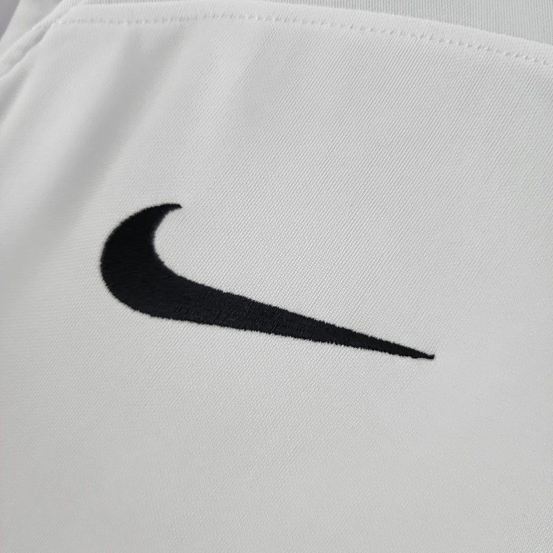 Camisola Eintracht Frankfurt 2022/23 Away