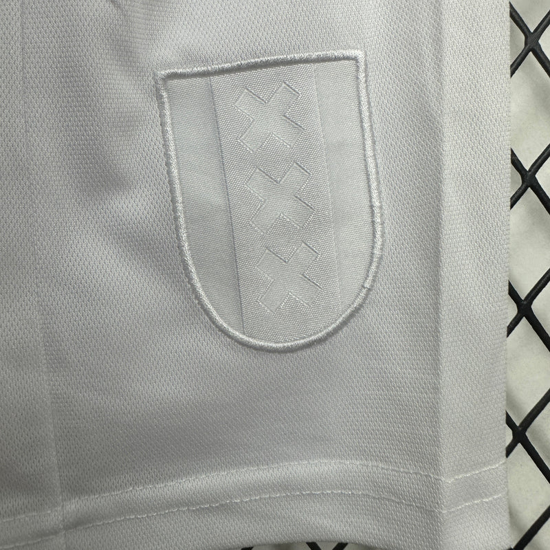 Conjunto Infantil Ajax 2025/26 - Aniversário