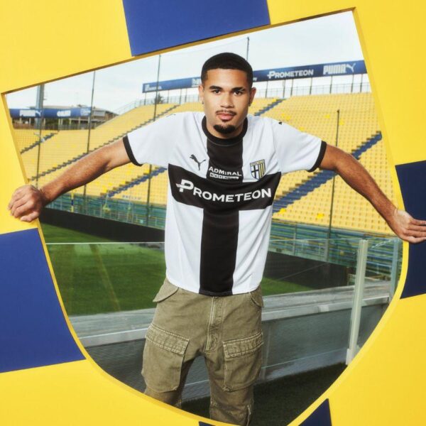 Parma Home Fan Jersey 2024/25 - Imagem 1