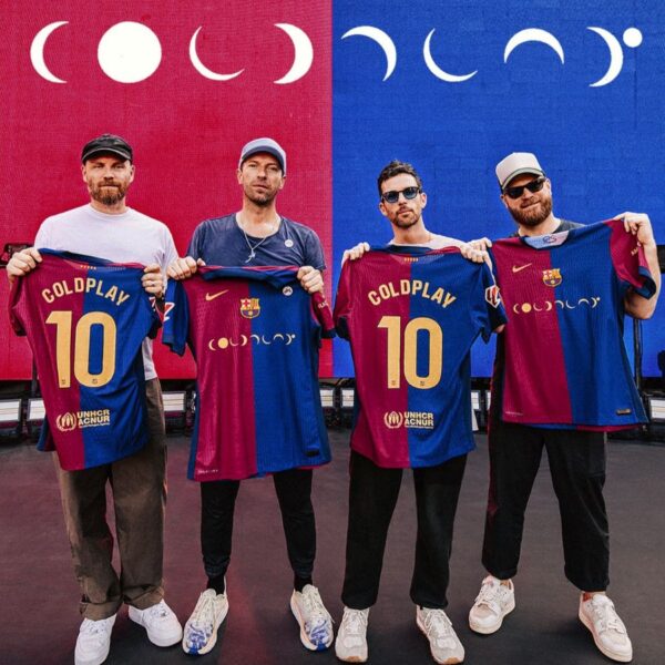 Barcelona Coldplay Collab Home Fan Jersey 2024/25 - Imagem 5