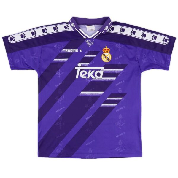 BRINDE-2024-11-22T193630.290 Real Madrid Away Retro Jersey 1994/96 - Imagem 1