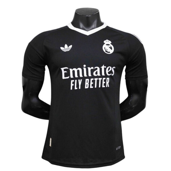 Real Madrid Special Edition Jersey 2024/25 - Imagem 1