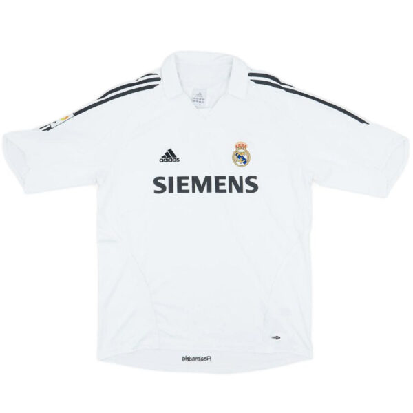 BRINDE-2024-11-22T211430.375 Real Madrid Home Retro Jersey 2005/06 - Imagem 1
