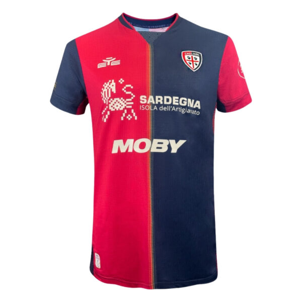 Cagliari Calcio Home Fan Jersey 2024/25 - Imagem 1