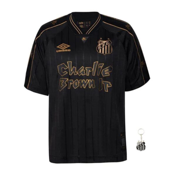 BRINDE_61 Santos Special Edition Charlie Brown JR 2024 -Collab band home edition - Imagem 1