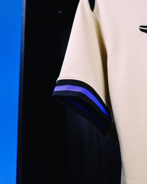 Barcelona Away Authentic Player 2025/26 - Imagem 4