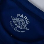 Paris Saint-Germain Fan Jersey Fourth Jordan 2024/25 Patches UCL UEFA Foundation (Official Printing) - Imagem 4