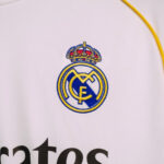 Real Madrid Home Fan Jersey 2025/26 - Imagem 8