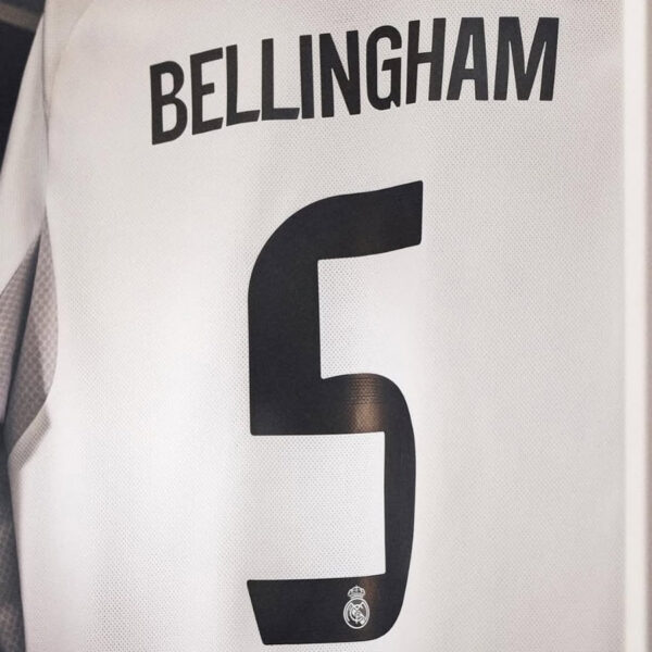 Real Madrid Home Fan Jersey 2025/26 - Imagem 3