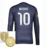 Real Madrid Away Long Sleeve Fan Jersey 2025/26 - Patch 2025 Club World Cup + FIFA Intercontinental Champions - Imagem 2