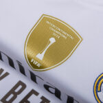 Real Madrid Home Bellingham 5 Fan Jersey 2025/26 FIFA Intercontinental Champions Patch - Imagem 3