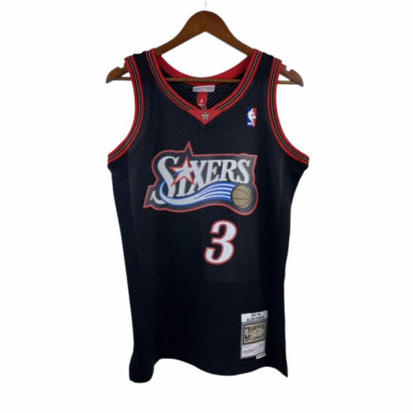 Philadelphia 76ers Allen Iverson 2000-01 Edition NBA Jersey - Black - Imagem 1