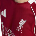 Liverpool Home Authentic Player 2025/26 - Imagem 4
