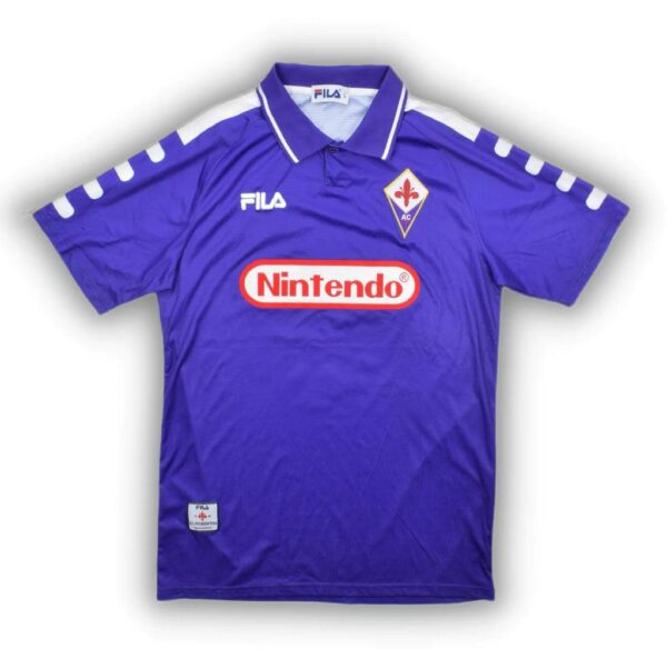 fiorentina_1024x_57351499-efc6-4278-84b8-8c14ed7c638d Fiorentina Home Retro Jersey 1998/99 - Imagem 1