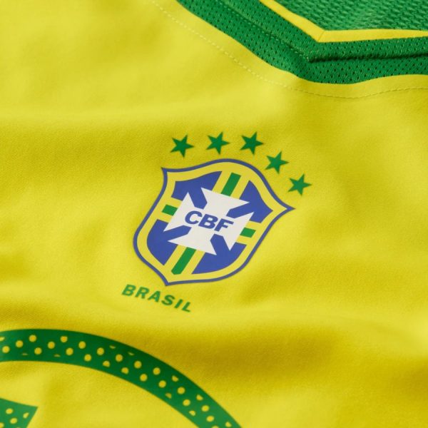 Brasil l Ronaldinho 10 Retro Home Fan Jersey 2004-2005 - Imagem 3